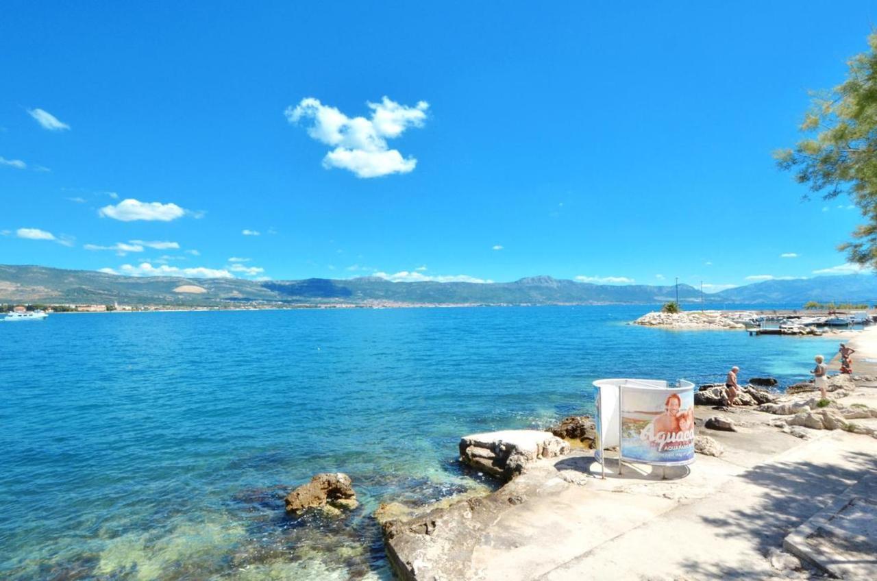 Apartments By The Sea Arbanija, Ciovo - 1085 Трогір Екстер'єр фото